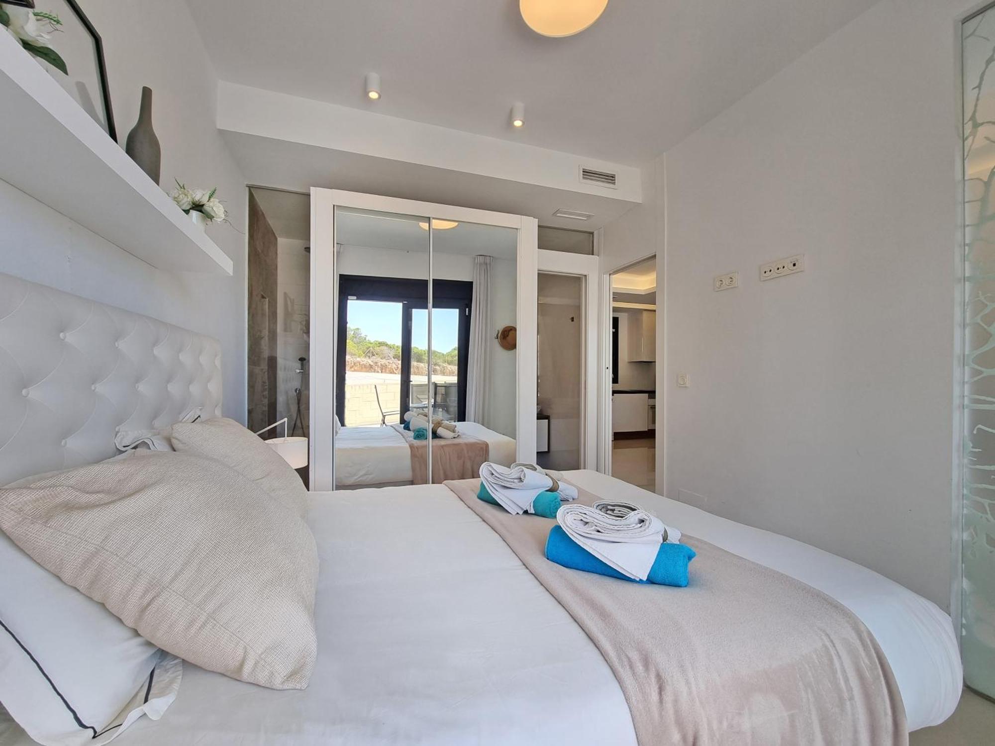 Beachfront Luxury Apartments By Nras อาเรนาเลส เดล ซอล ห้อง รูปภาพ