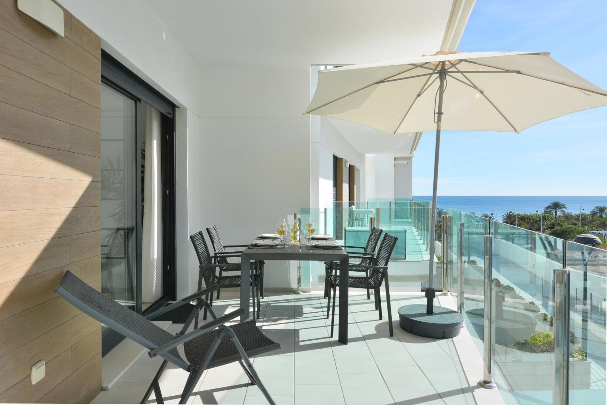 Beachfront Luxury Apartments By Nras อาเรนาเลส เดล ซอล ห้อง รูปภาพ