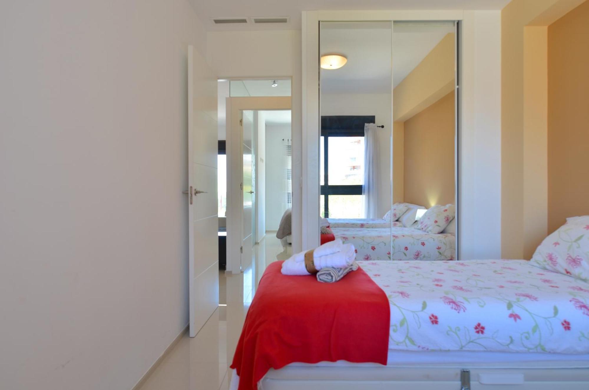 Beachfront Luxury Apartments By Nras อาเรนาเลส เดล ซอล ห้อง รูปภาพ